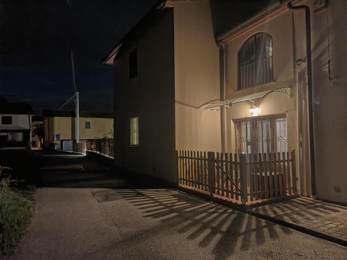 Country Chic Pistoia-Casa In Campagna Giardino, Parking 외부 사진